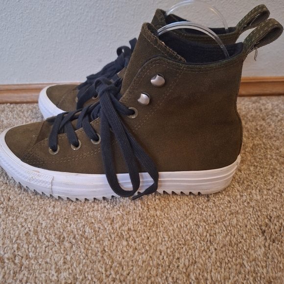 Converse Chuck Taylor High Top Surplus Suede Olive Green Womens size 6.5 - Picture 2 of 11